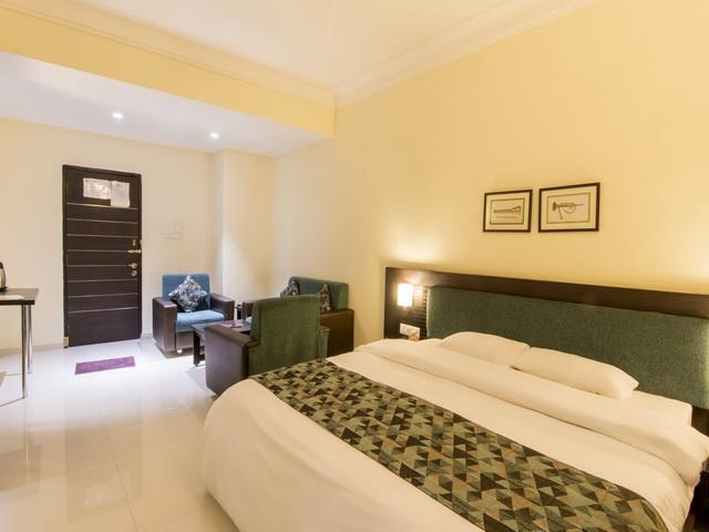 Hotel The Westend Ahmadábád Kültér fotó