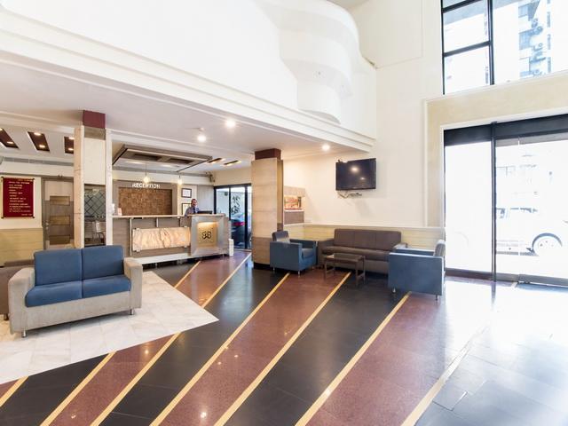 Hotel The Westend Ahmadábád Kültér fotó